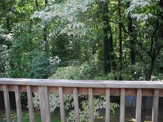 4016 Longview Dr, Atlanta, GA 30341 photo 2