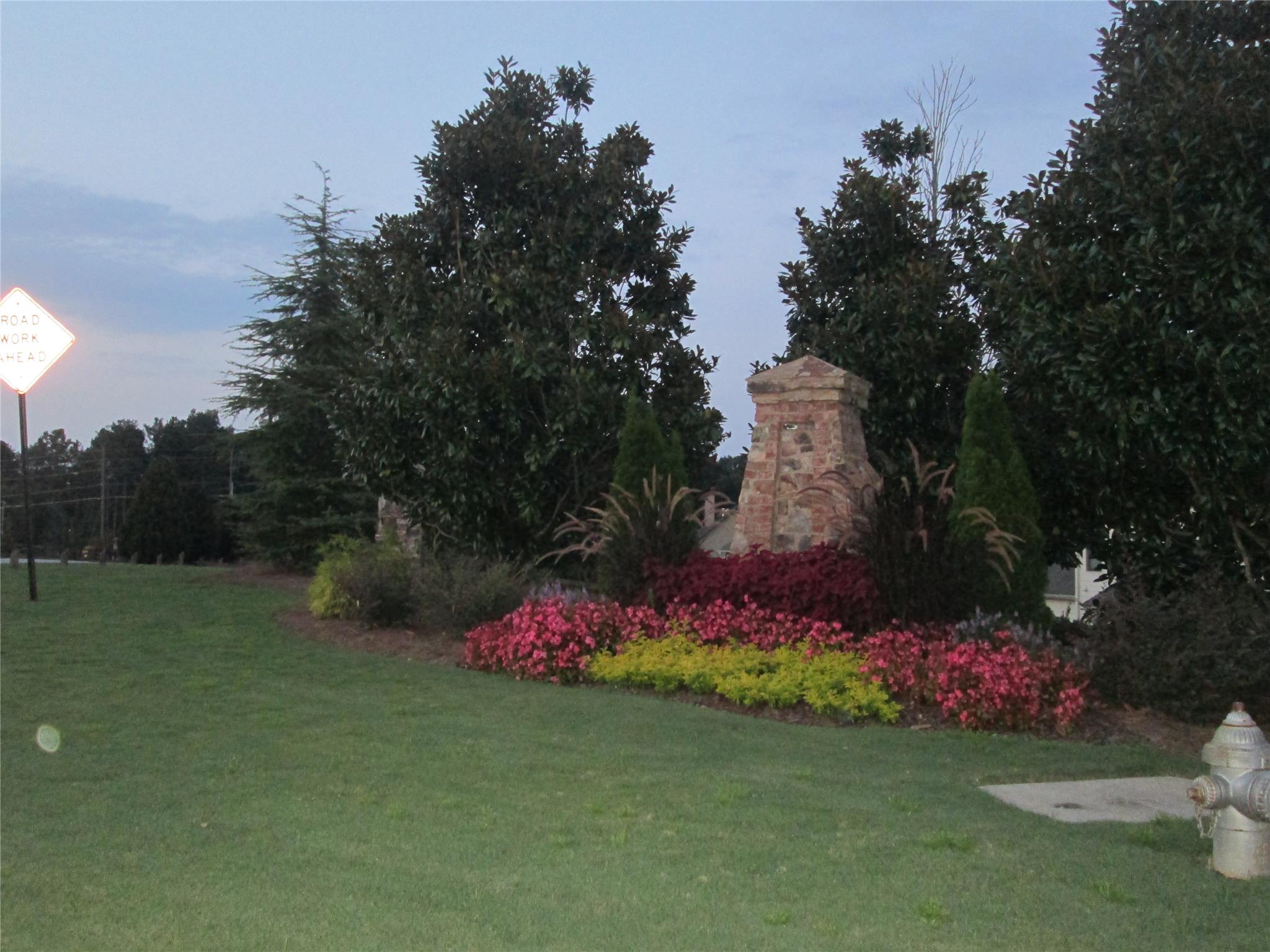 3121 Perimeter Cir, Buford, GA 30519 photo 1