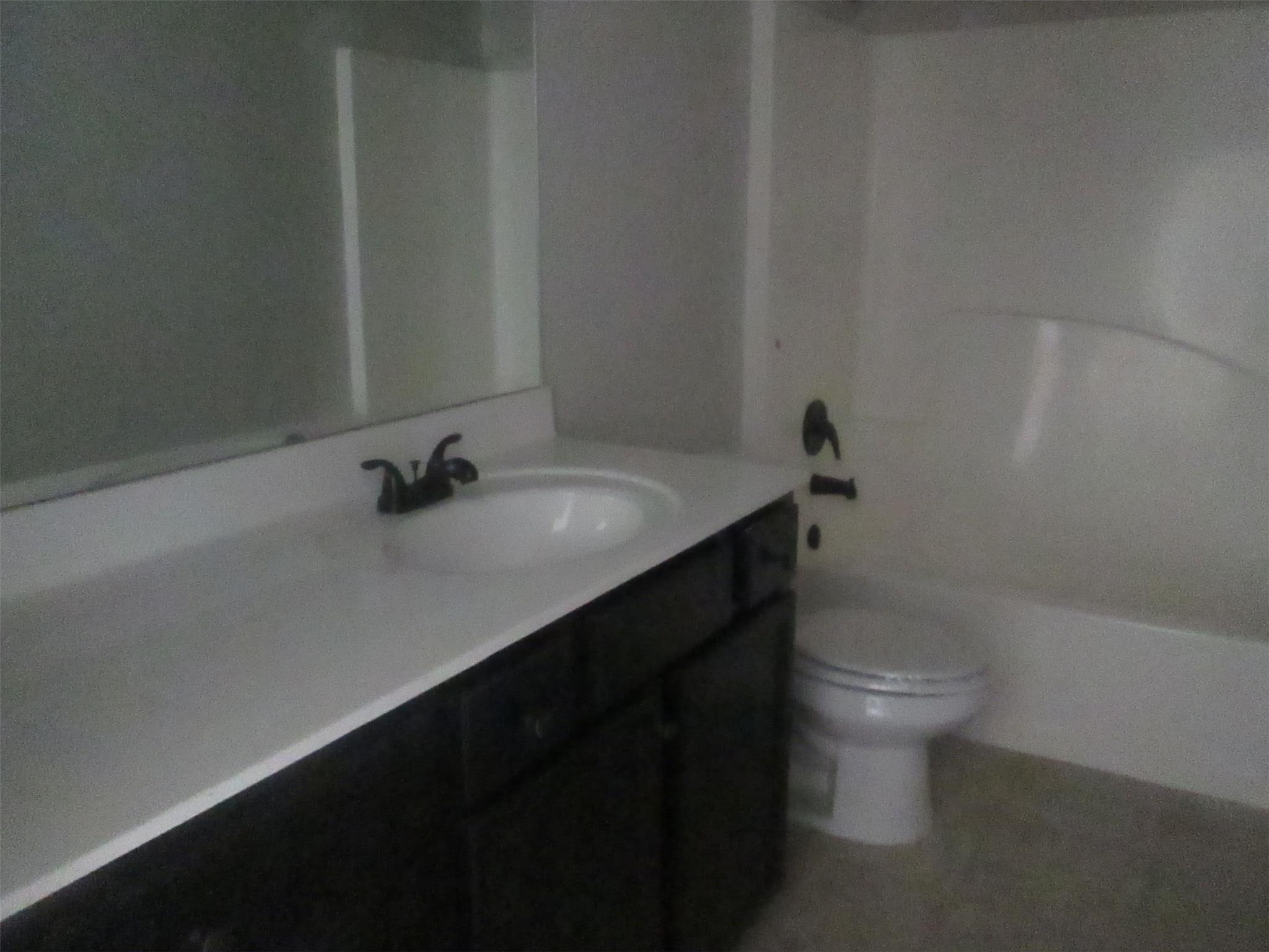 3121 Perimeter Cir, Buford, GA 30519 photo 13