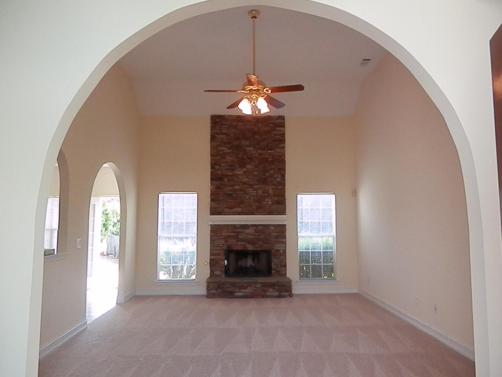 85 Arlington Dr, Covington, GA 30016 photo 5