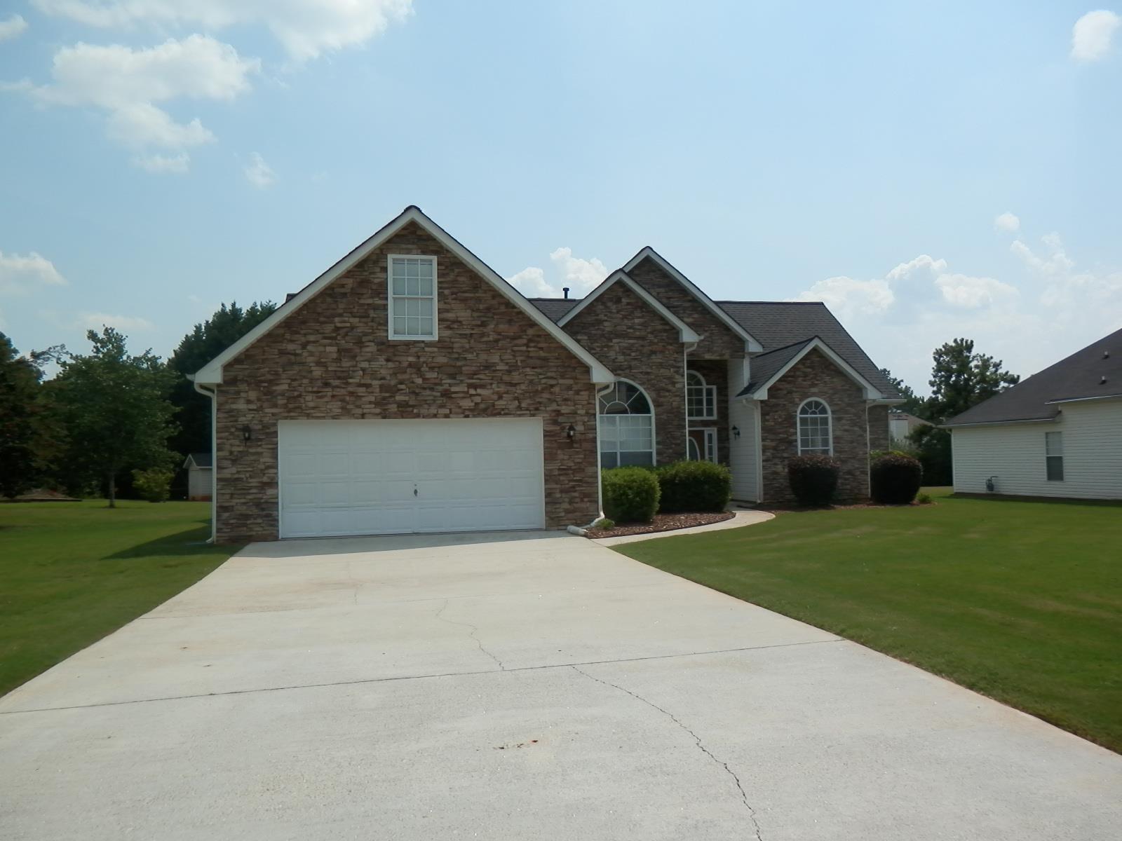 85 Arlington Dr, Covington, GA 30016 photo 2