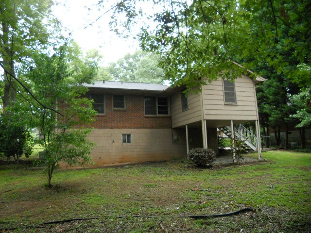 725 Shellnut Dr, Forest Park, GA 30297 photo 2