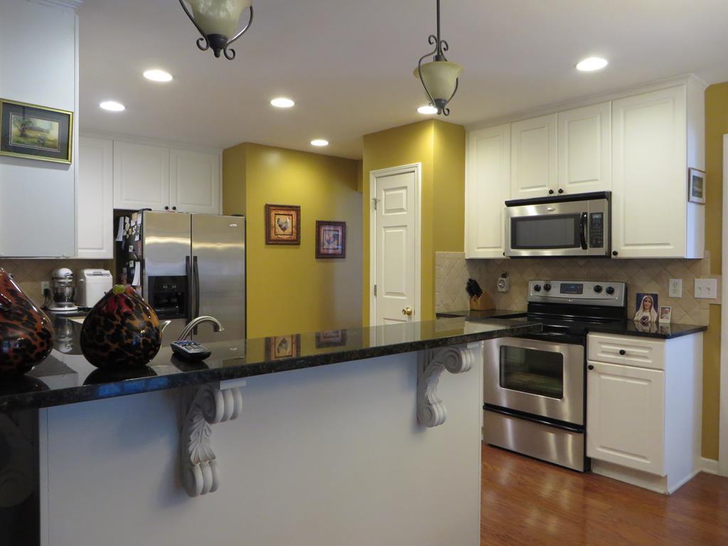 3930 Preston Ct, Suwanee, GA 30024 photo 9