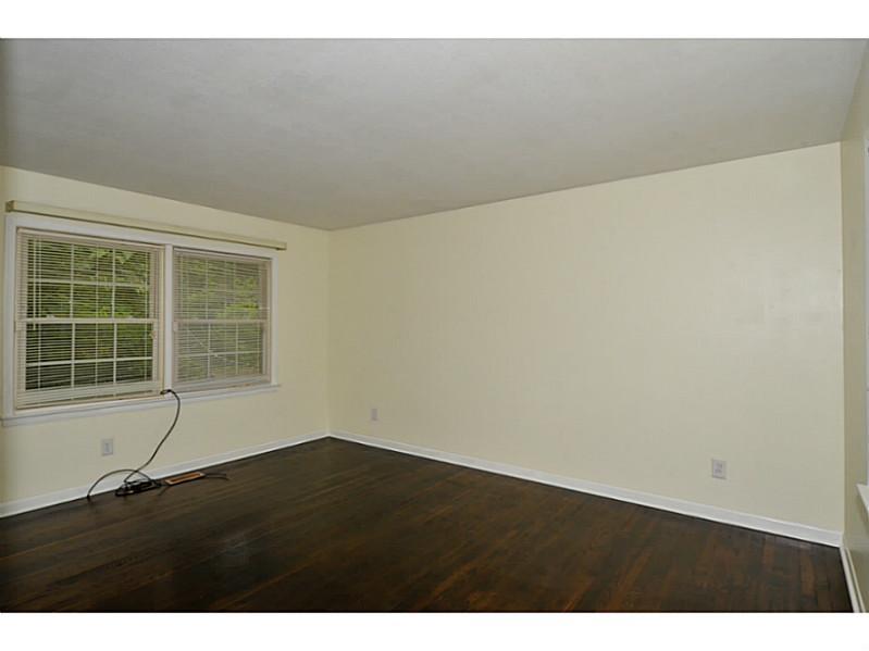 1947 Plantation Ln, Atlanta, GA 30341 photo 5