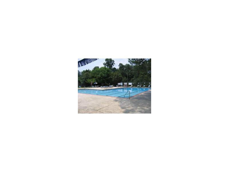 1947 Plantation Ln, Atlanta, GA 30341 photo 25