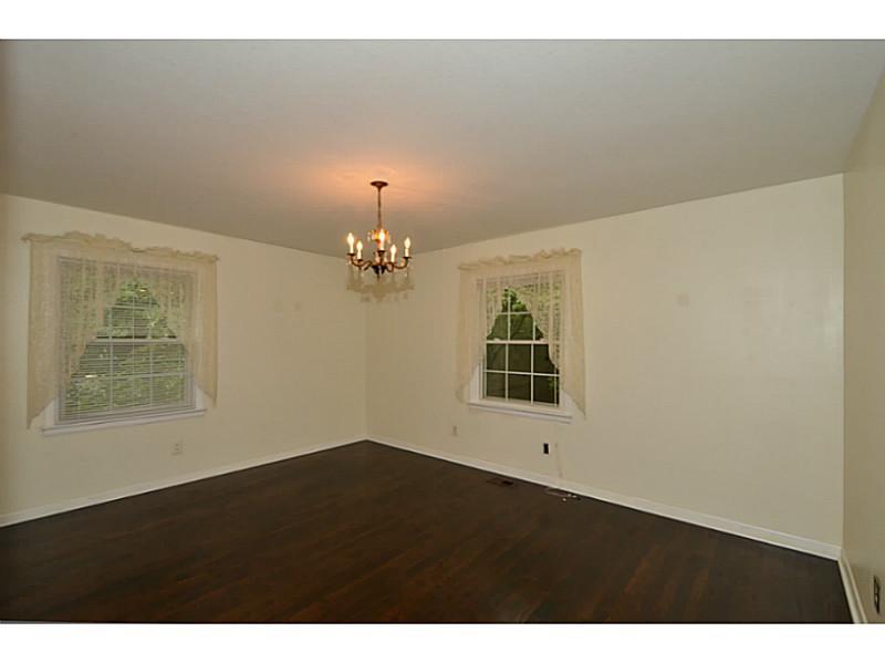 1947 Plantation Ln, Atlanta, GA 30341 photo 10
