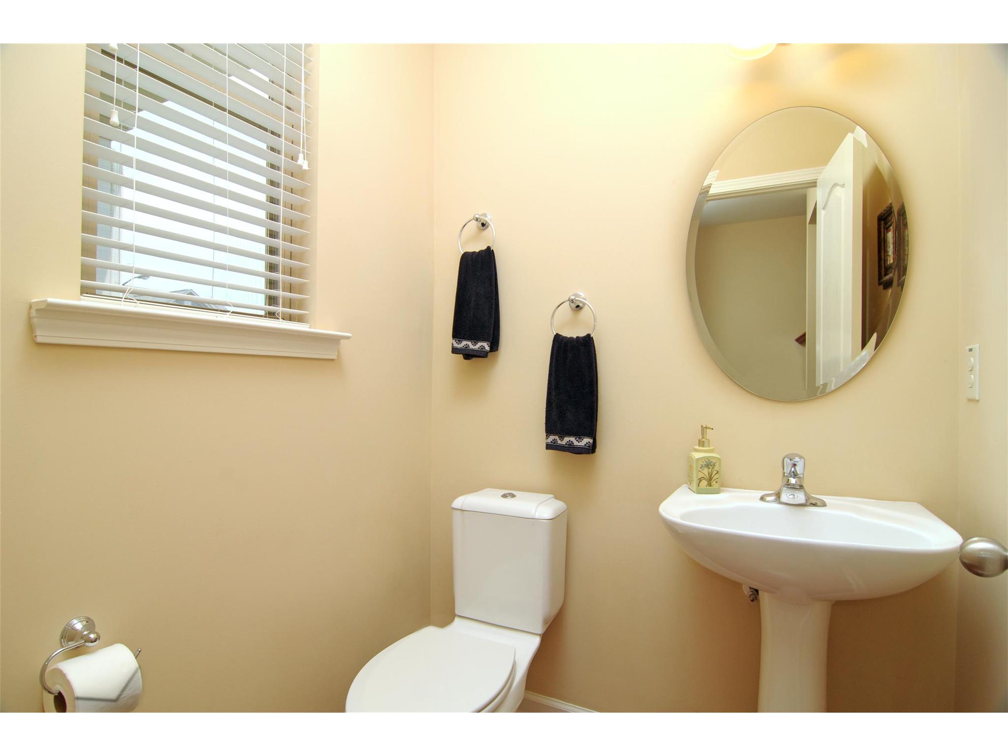 606 E Hampton Pl, Canton, GA 30115 photo 13