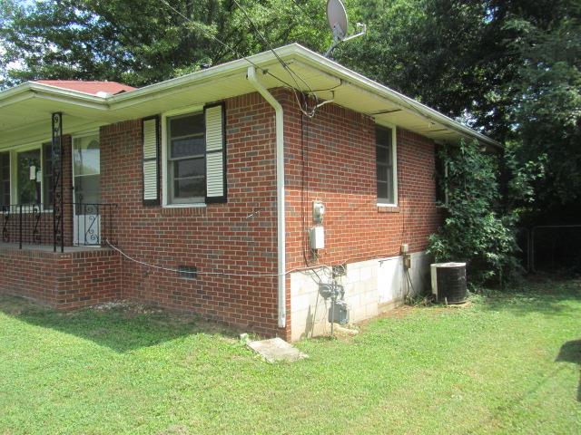 987 Laurel St, Morrow, GA 30260 photo 5