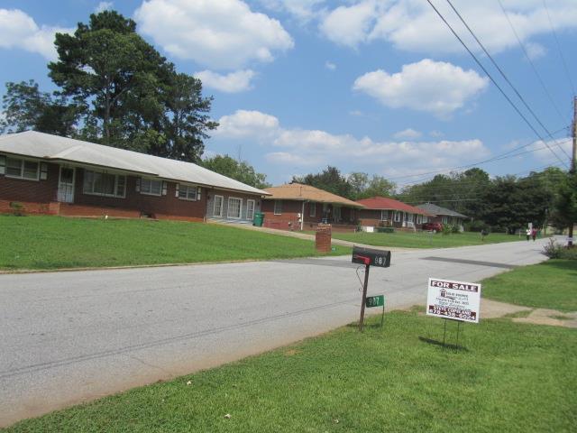 987 Laurel St, Morrow, GA 30260 photo 6