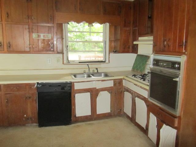 987 Laurel St, Morrow, GA 30260 photo 10
