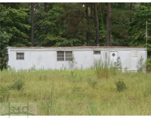 196 Douglas Rd, Springfield, GA 31329 photo 2