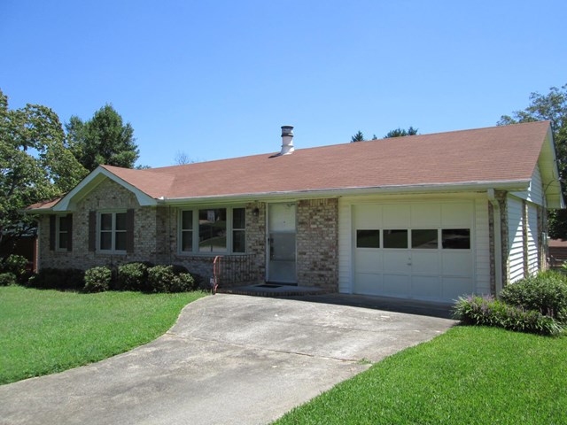 2680 Lilac Dr, Morrow, GA 30260 photo 2