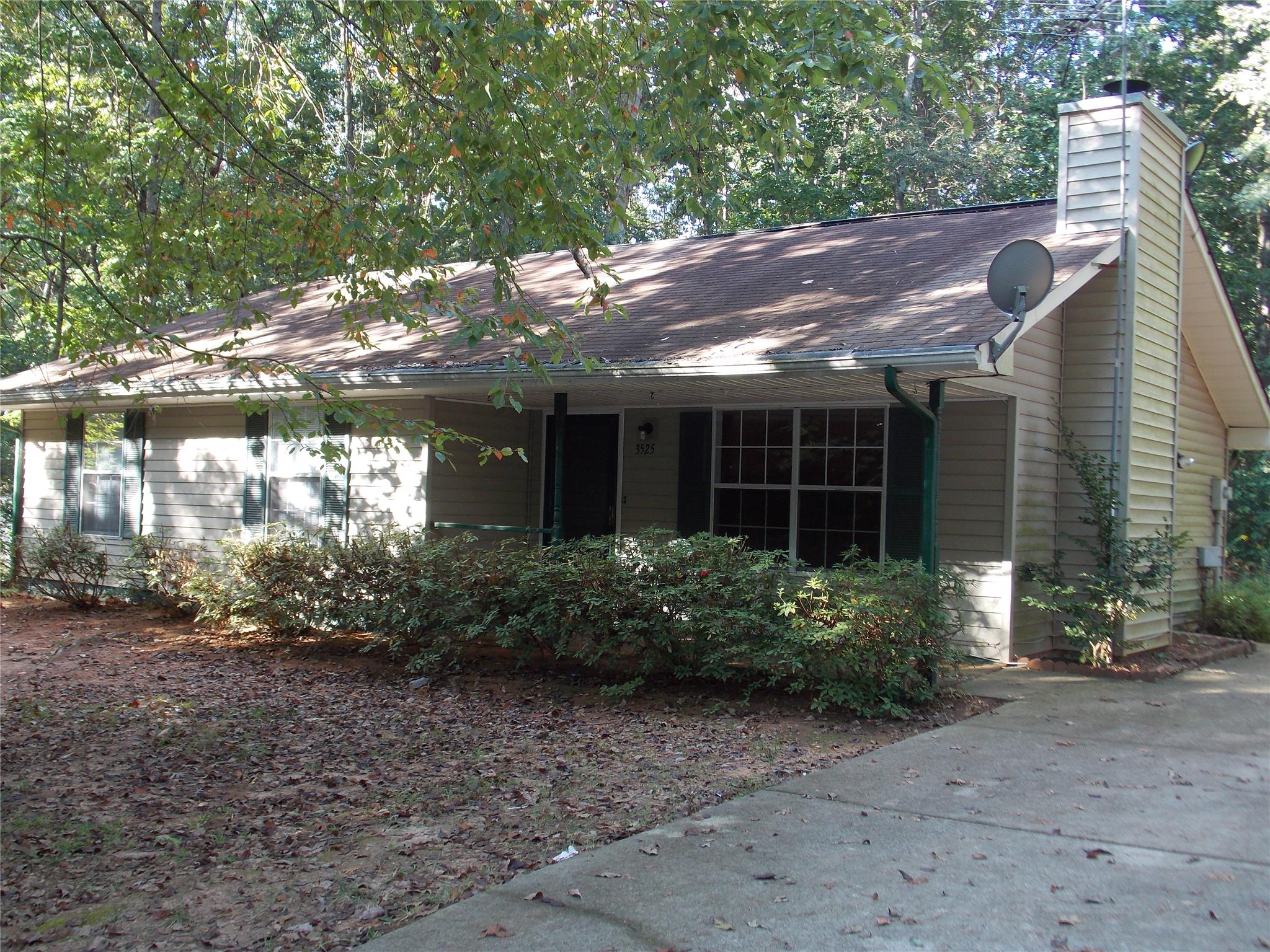 3525 Shadow Trce, Gainesville, GA 30507 photo 2
