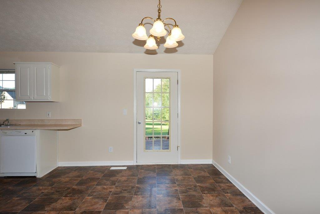 3299 Windgate Dr, Buford, GA 30519 photo 9