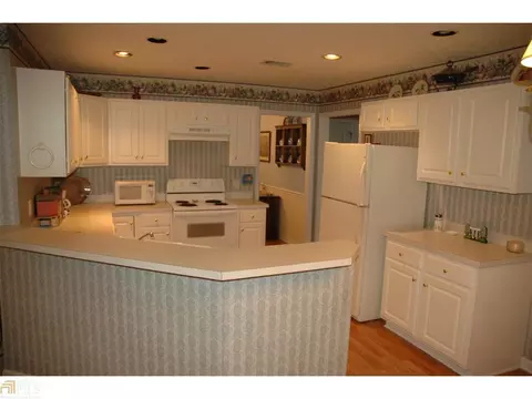 100 Foxdale Dr, Lagrange, GA 30240 photo 5