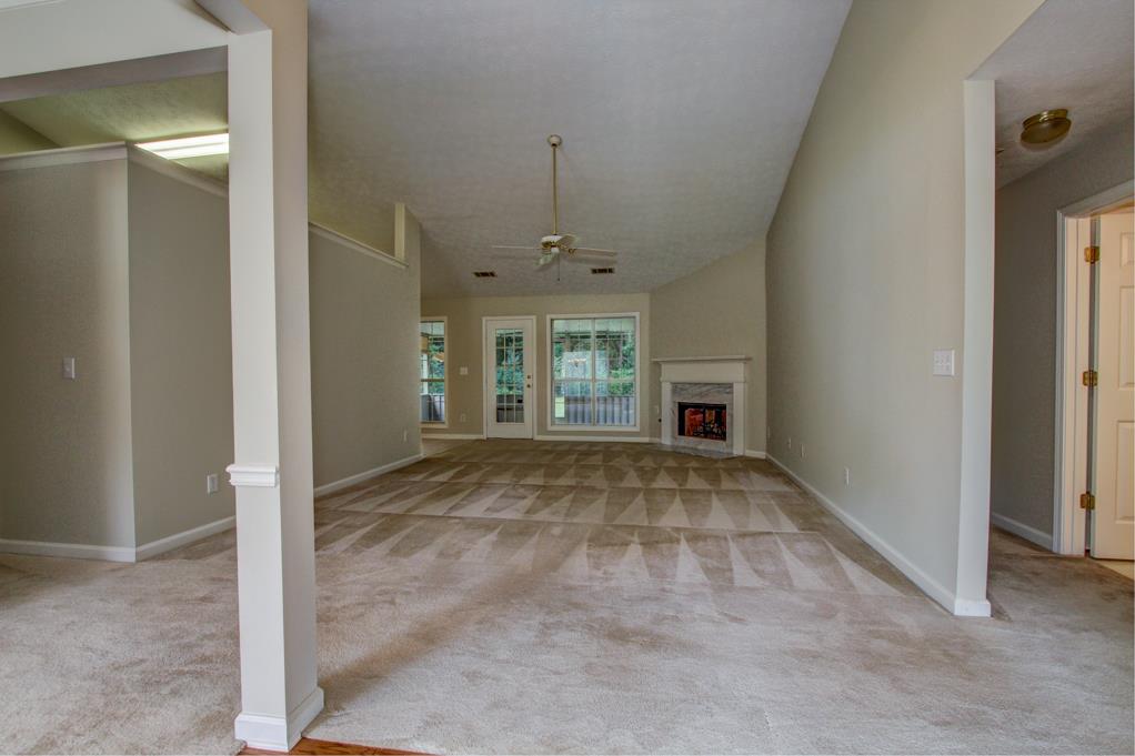 3018 Evonshire Ln, Dacula, GA 30019 photo 9