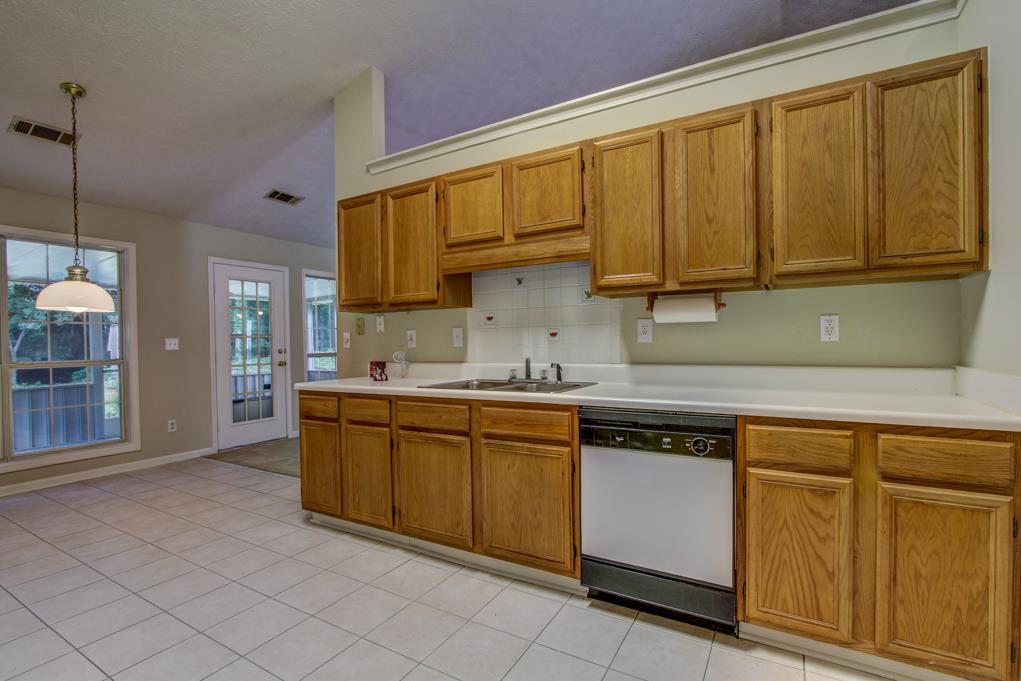 3018 Evonshire Ln, Dacula, GA 30019 photo 13
