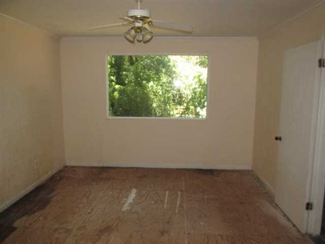 804 Warren Dr, Forest Park, GA 30297 photo 7