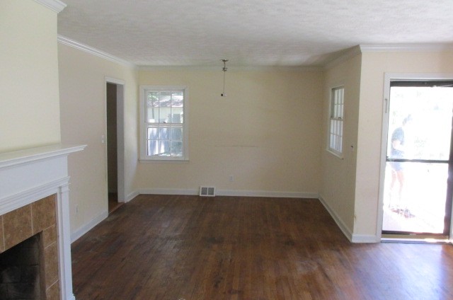 804 Warren Dr, Forest Park, GA 30297 photo 4