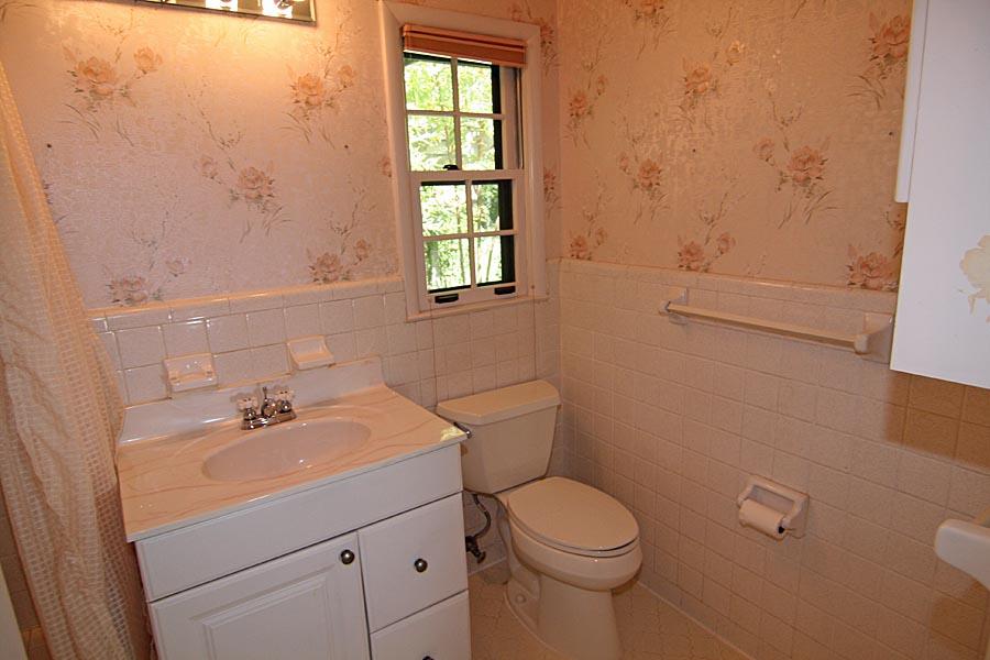 3297 Embry Hills Dr, Chamblee, GA 30341 photo 12