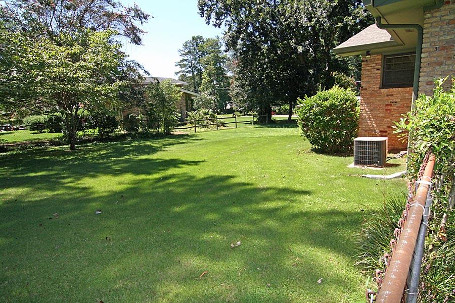 3297 Embry Hills Dr, Chamblee, GA 30341 photo 22