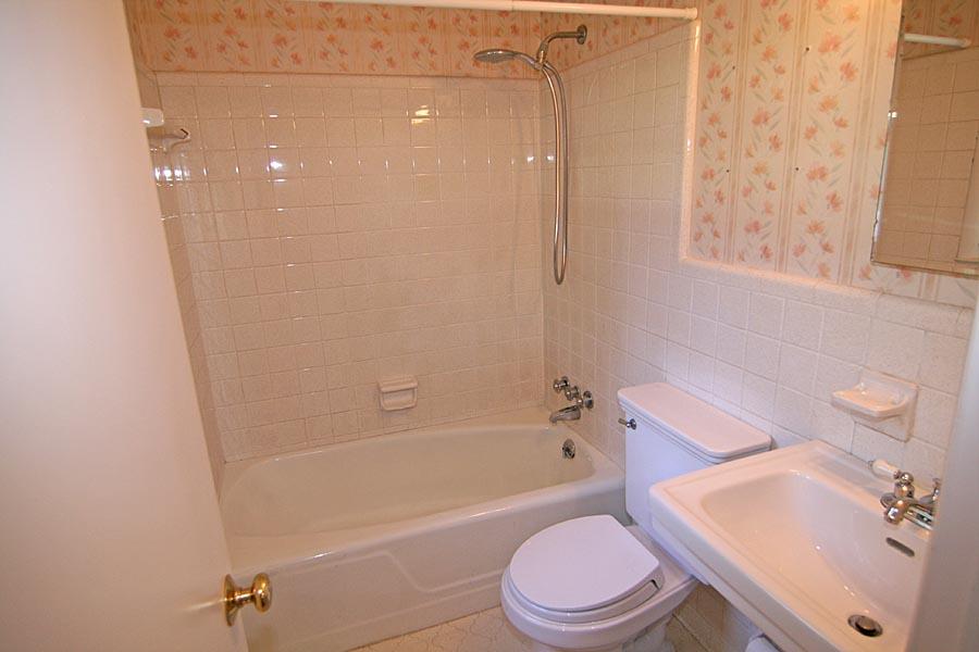 3297 Embry Hills Dr, Chamblee, GA 30341 photo 19