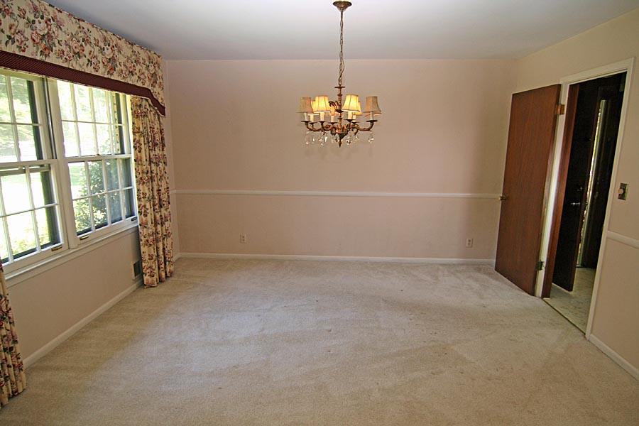 3297 Embry Hills Dr, Chamblee, GA 30341 photo 5
