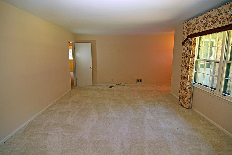 3297 Embry Hills Dr, Chamblee, GA 30341 photo 3