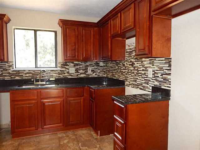 4941 Windmill Ln, Ellenwood, GA 30294 photo 9