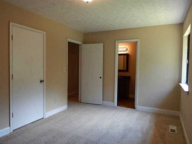 4941 Windmill Ln, Ellenwood, GA 30294 photo 15