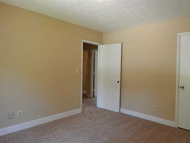 4941 Windmill Ln, Ellenwood, GA 30294 photo 13