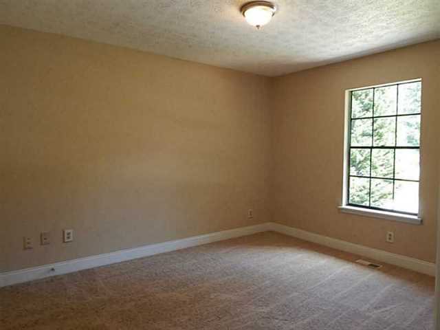4941 Windmill Ln, Ellenwood, GA 30294 photo 11