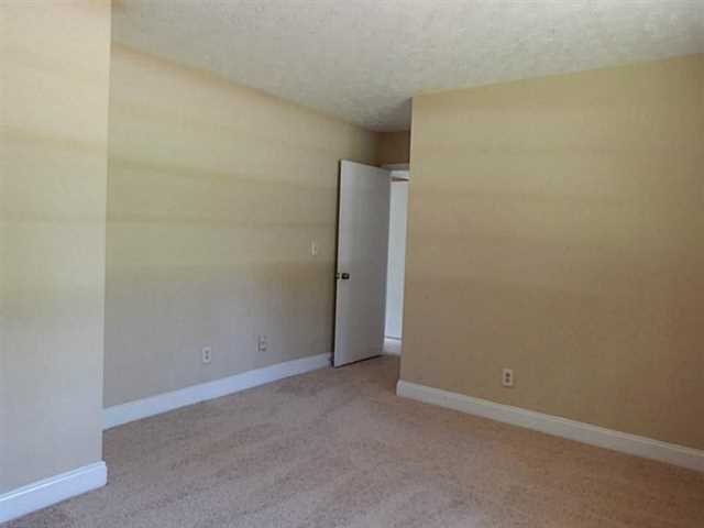 4941 Windmill Ln, Ellenwood, GA 30294 photo 20