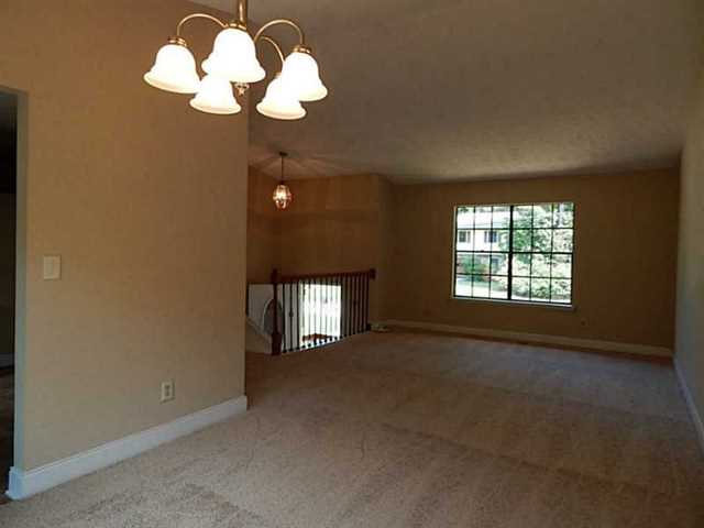 4941 Windmill Ln, Ellenwood, GA 30294 photo 6