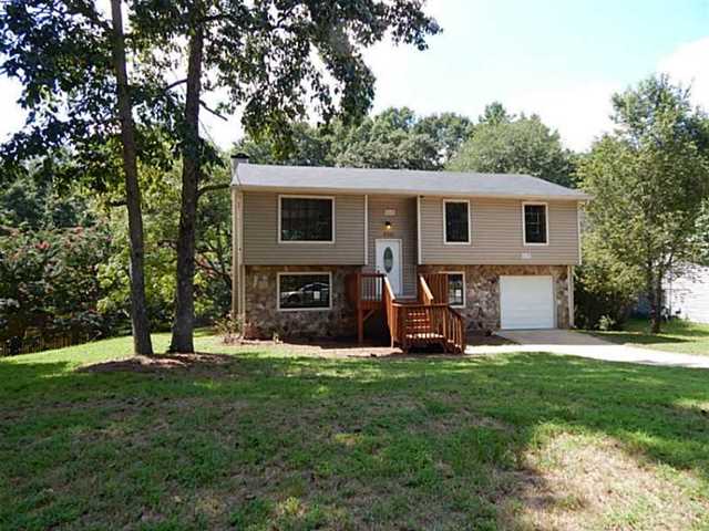4941 Windmill Ln, Ellenwood, GA 30294 photo 2