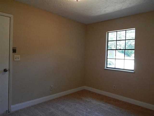 4941 Windmill Ln, Ellenwood, GA 30294 photo 21