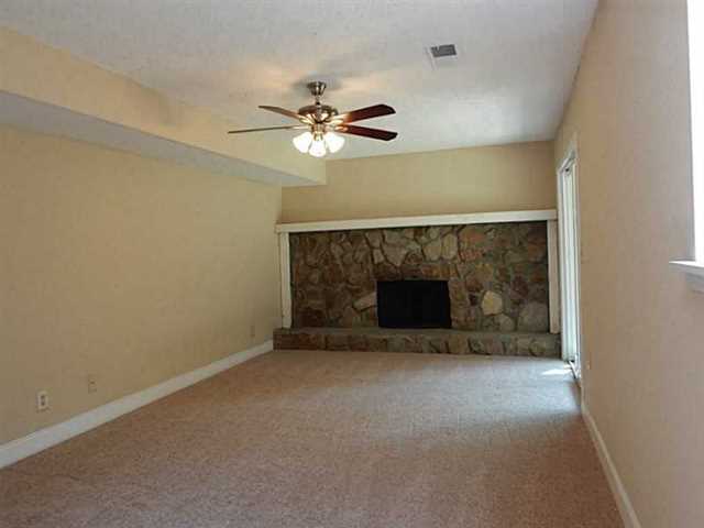 4941 Windmill Ln, Ellenwood, GA 30294 photo 24