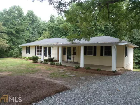 1536 J Warren Rd, Cornelia, GA 30531 photo 2