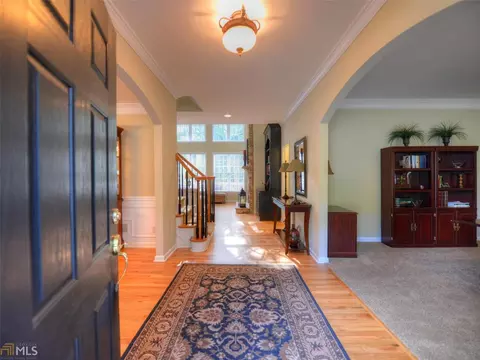 835 River Cliff Ct, Suwanee, GA 30024 photo 3