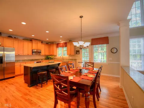 835 River Cliff Ct, Suwanee, GA 30024 photo 7