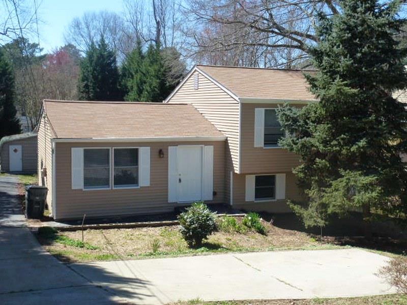 2907 Oxford Way, Duluth, GA 30096 photo 1
