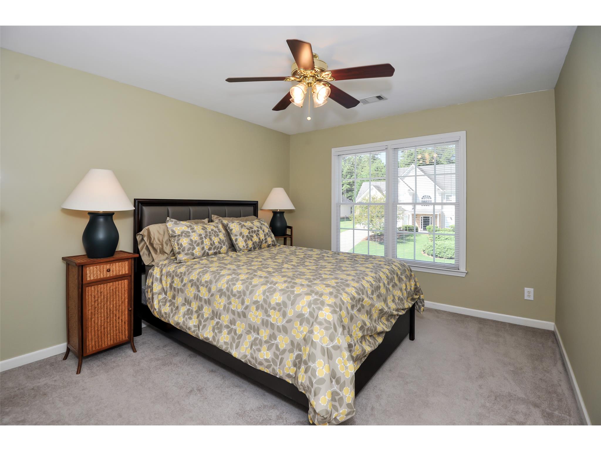 3925 Stonebriar Ct, Duluth, GA 30097 photo 13