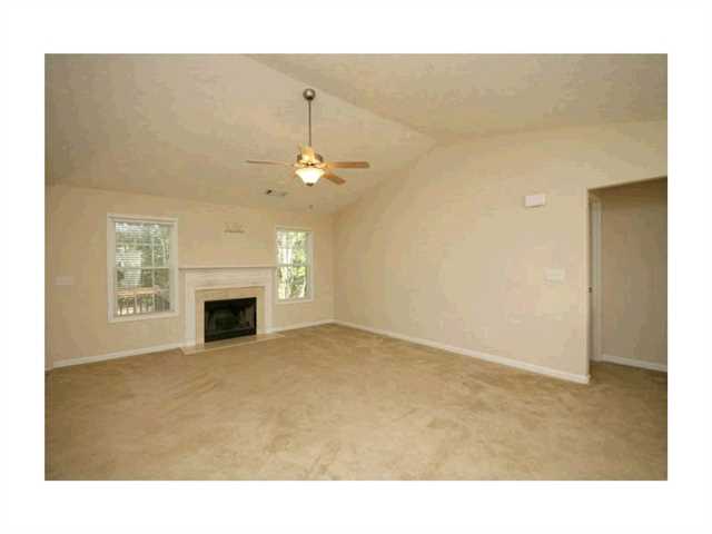 1278 Walnut Dr, Winder, GA 30680 photo 6