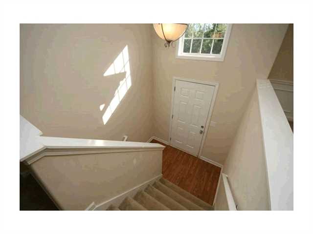 1278 Walnut Dr, Winder, GA 30680 photo 2