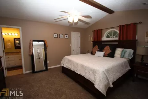104 Silver Leaf Dr, Lagrange, GA 30240 photo 4