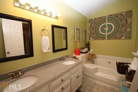 104 Silver Leaf Dr, Lagrange, GA 30240 photo 5
