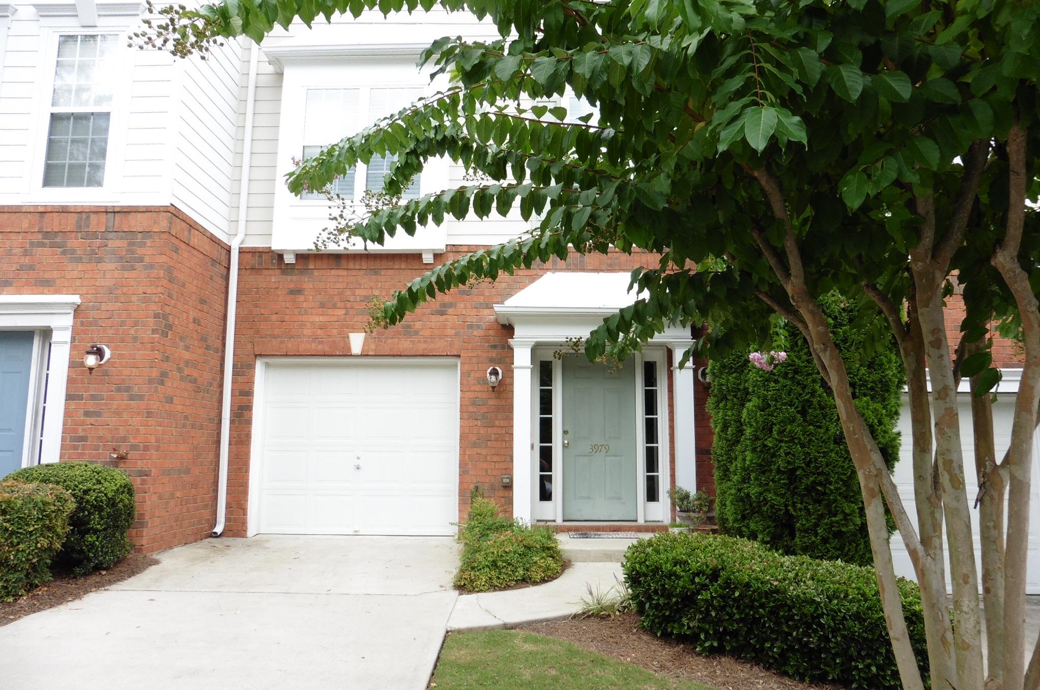 3979 Howell Park Rd, Duluth, GA 30096 photo 1