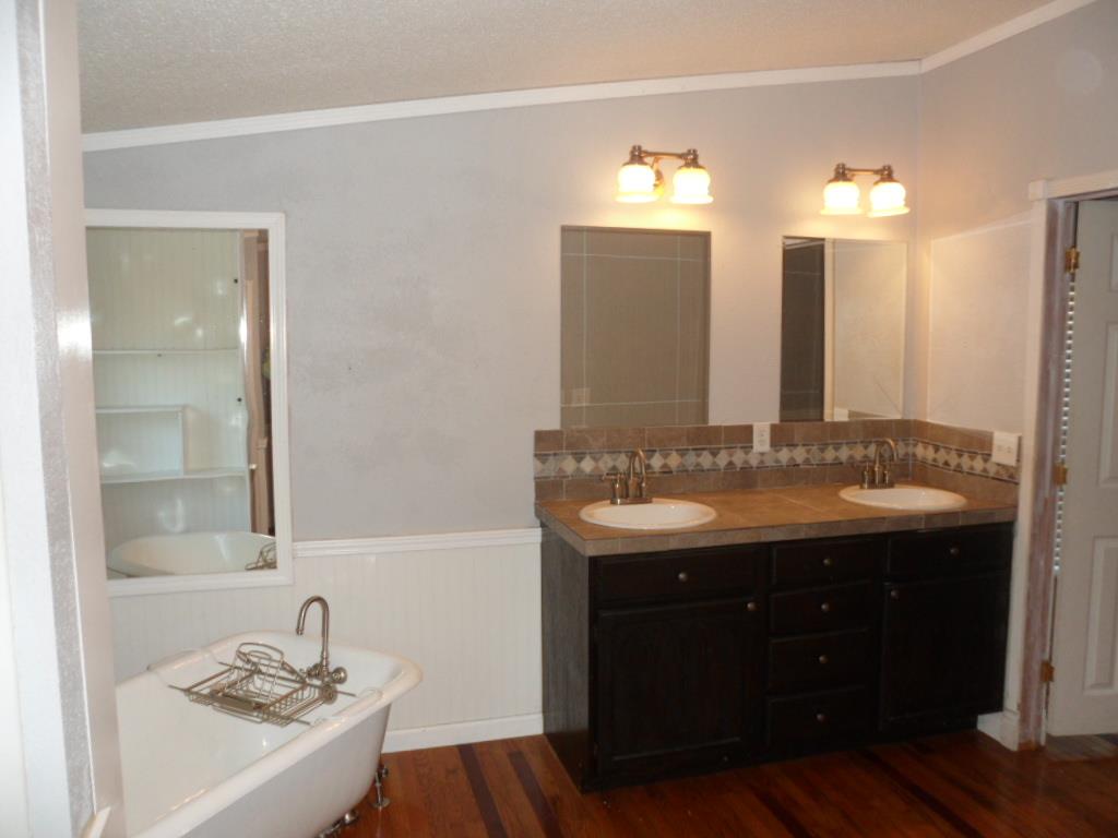399 Barefoot Rd, Lula, GA 30554 photo 16