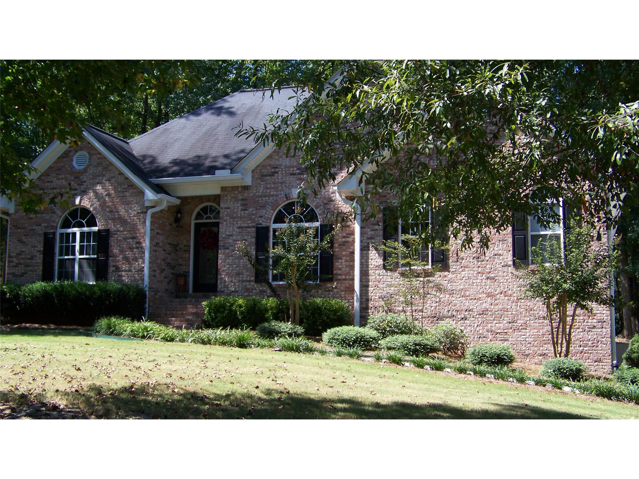 110 Millwood Dr, Commerce, GA 30529 photo 2