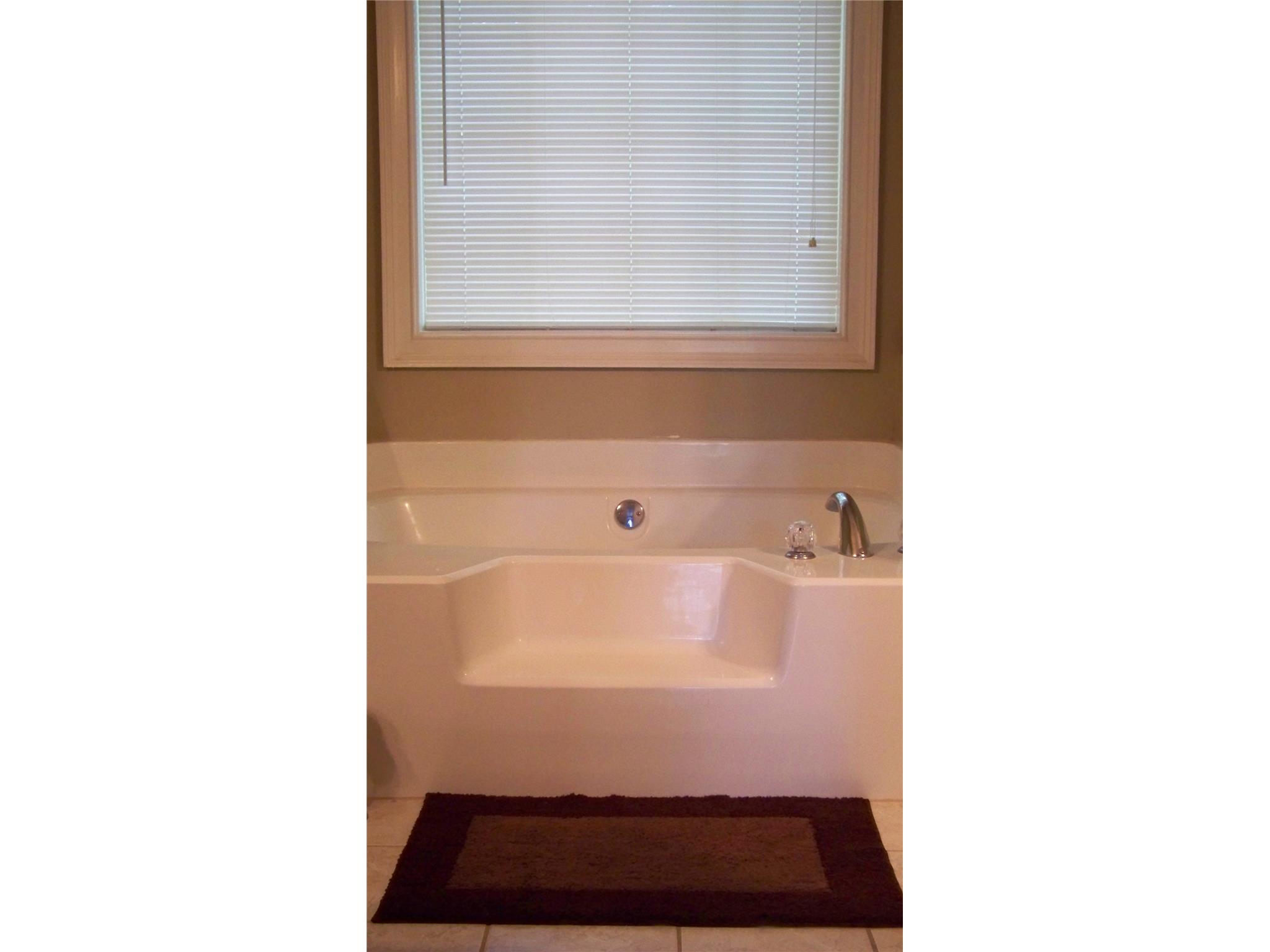 110 Millwood Dr, Commerce, GA 30529 photo 6